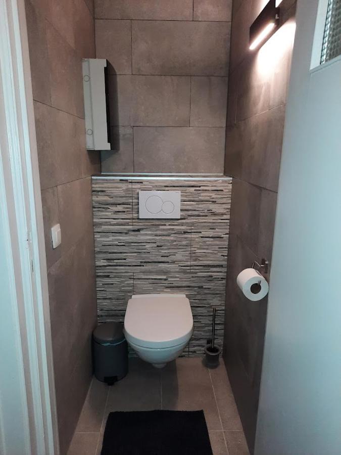 Lichtrijk En Comfortabel Hoekappartement Met Gratis Parking En Zeer Centraal Gelegen - Comme Chez Soi Ostende Kültér fotó