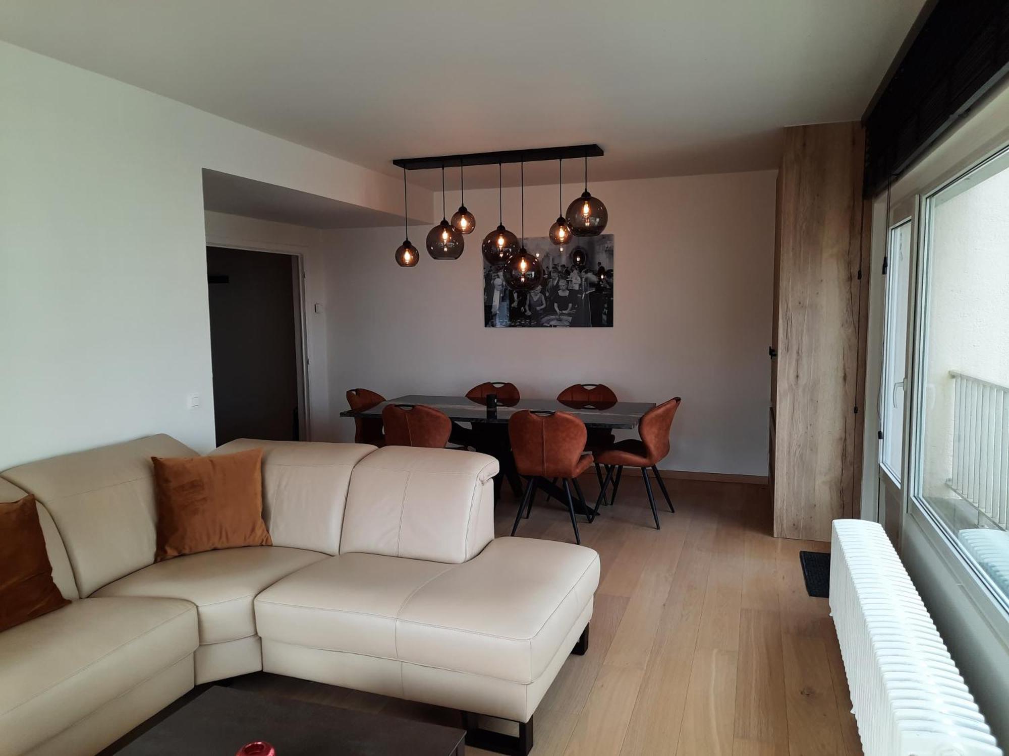 Lichtrijk En Comfortabel Hoekappartement Met Gratis Parking En Zeer Centraal Gelegen - Comme Chez Soi Ostende Kültér fotó